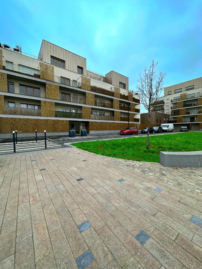 L'Envolee - 15' De Paris & 10' Du Stade De France Apartamento Saint-Denis-en-Margeride Exterior foto